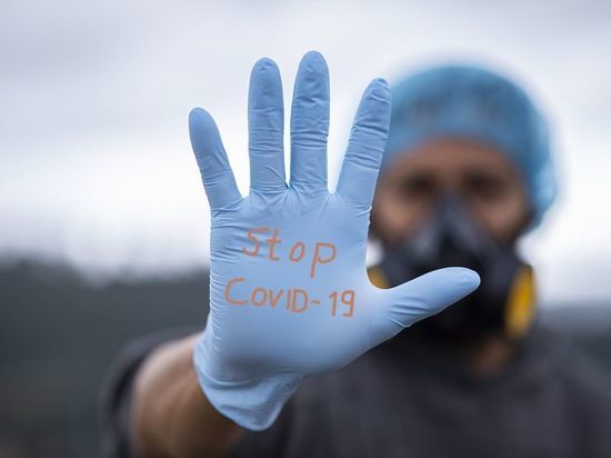 Новый штамм коронавируса отличился новыми симптомами: насморк вместо потери обоняния