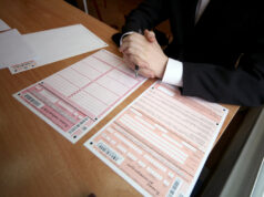 Законопроект об ограничении ОГЭ в трех регионах принят в Совете Федерации