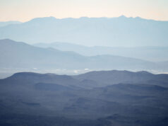 Секретные самолеты ВВС США замечены во время таинственных полетов в “зону 51”