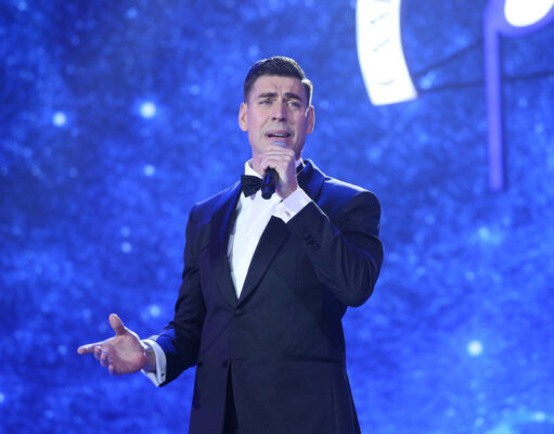 Выяснилось, за что оштрафовали актера Дмитрия Дюжева: неоплаченная парковка, превышение скорости