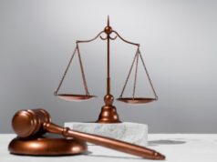 Язык российских законов стал непосильным для понимания обывателями