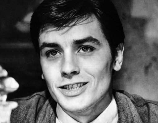 Наследство Делона заморозили в двух странах: битва детей переросла в международный скандал