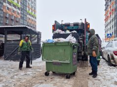 В праздники Москва балансирует на грани мусорного коллапса: спасают аварийщики