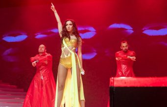 Шурик влюбился не в неё: что помешало Бузовой сняться в главной роли в новогодней комедии