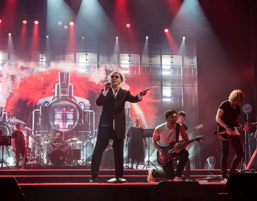 Когда дворец мешает жить: Григорий Лепс прощается с самой заметной недвижимостью в Подмосковье