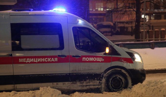 Снежный капкан: Подмосковье задыхается в сугробах, пока скорые буксуют во дворах