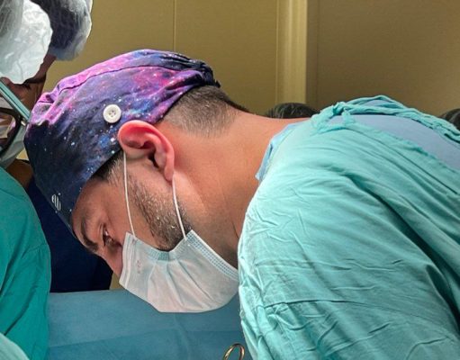 Мужчине восстановили мочеиспускательный канал из слизистой щеки