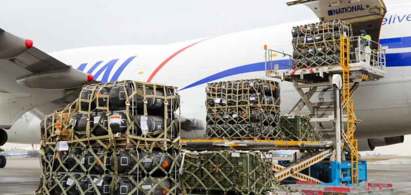 "Споры следует решать за закрытыми дверями": в Израиле ответили на решение США об остановке поставок оружия